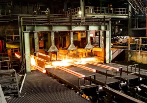 کارشناس بازارهای جهانی عنوان کرد: ضربه تعرفه‌های فولادی ترامپ به اتحادیه اروپا/ کاهش قیمت‌ها؛ پیش‌روی بازار جهانی